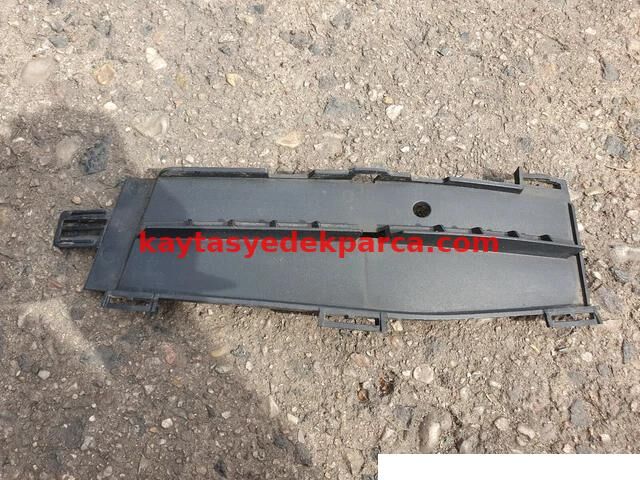 51117385264-7385264-BMW-TAMPON IZGARA KAPAĞI SAĞ ÖN G30