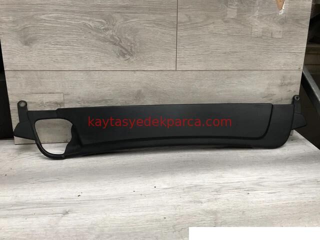 11147803340-7803340-BMW-RADYATÖR ÜST BAKALİTİ E60