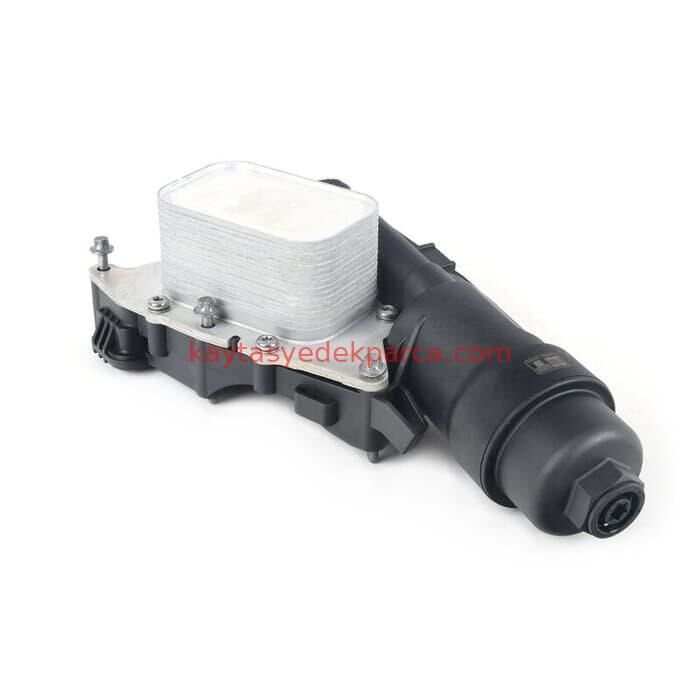 11428585235-8585235-BMW-YAĞ FİLTE KÜTÜK  SOĞUTUCU ÜZERİNDE