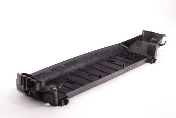 BMW-17117795909-RADYATÖR ALT BAKALİTİ X5 E70