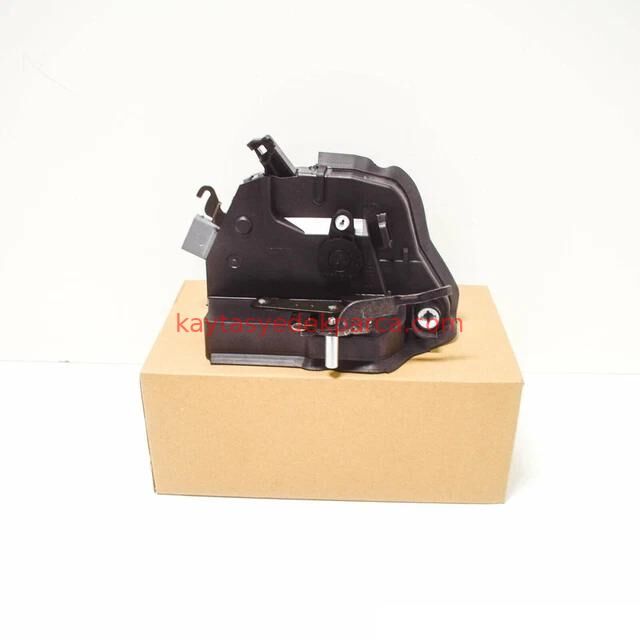 51218208711-8208711-BMW-KAPI KİLİDİ E46/2/L =>09/00