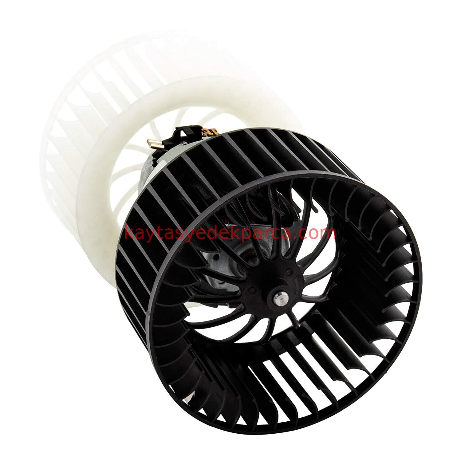 64118390208-8390208-BSG-KALARİFER MOTORU E36