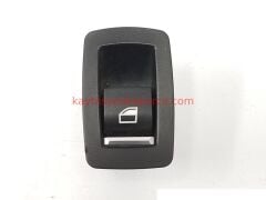 61319361939-9361939-BMW-CAM DÜĞMESİ ARKA