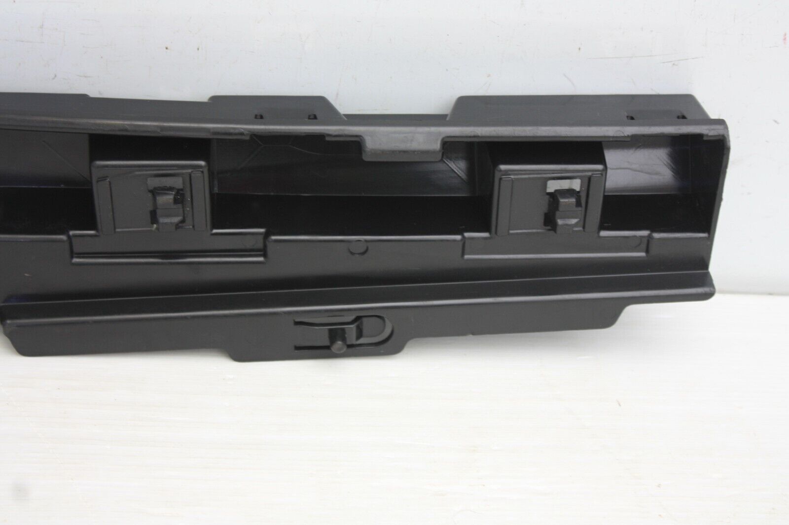 BMW-51777256919-MARŞBİYEL İÇ BAKALİTİ F30 SOL