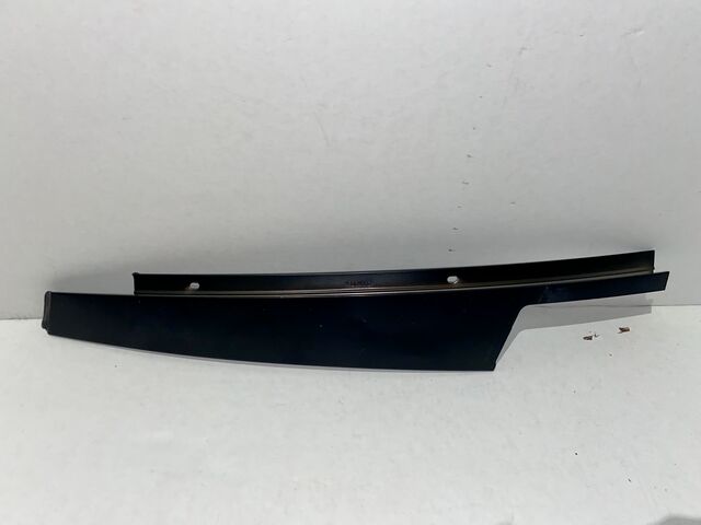 BMW-51337182272-DİREK KAPLAMASI F10/R ÖN