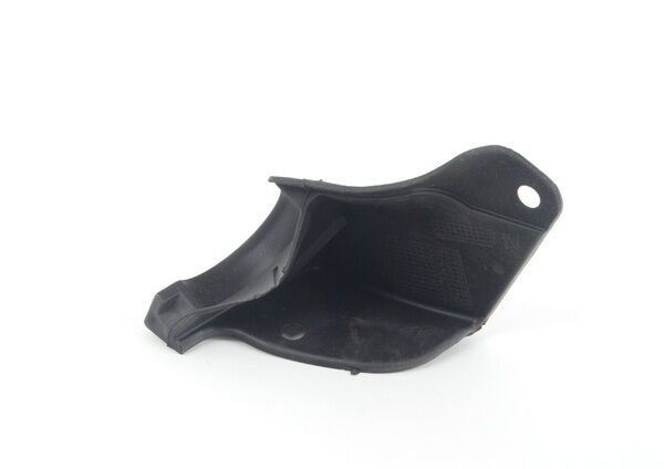 TYG-51767347399-ÇAMURLUK BRAKETI UST SOL