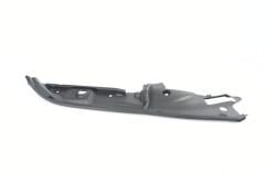TYG-51767347400-ÇAMURLUK BRAKETI UST SAĞ