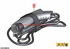 61668084422-8084422-BMW-SİLECEK SU DEPOSU G80