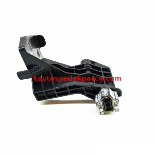 A2055014320-5014320-BTP-RADYATÖR BRAKETİ ÜST W205