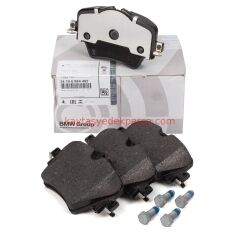 34106884492-6884492-BMW-FREN BALATASI ÖN G30