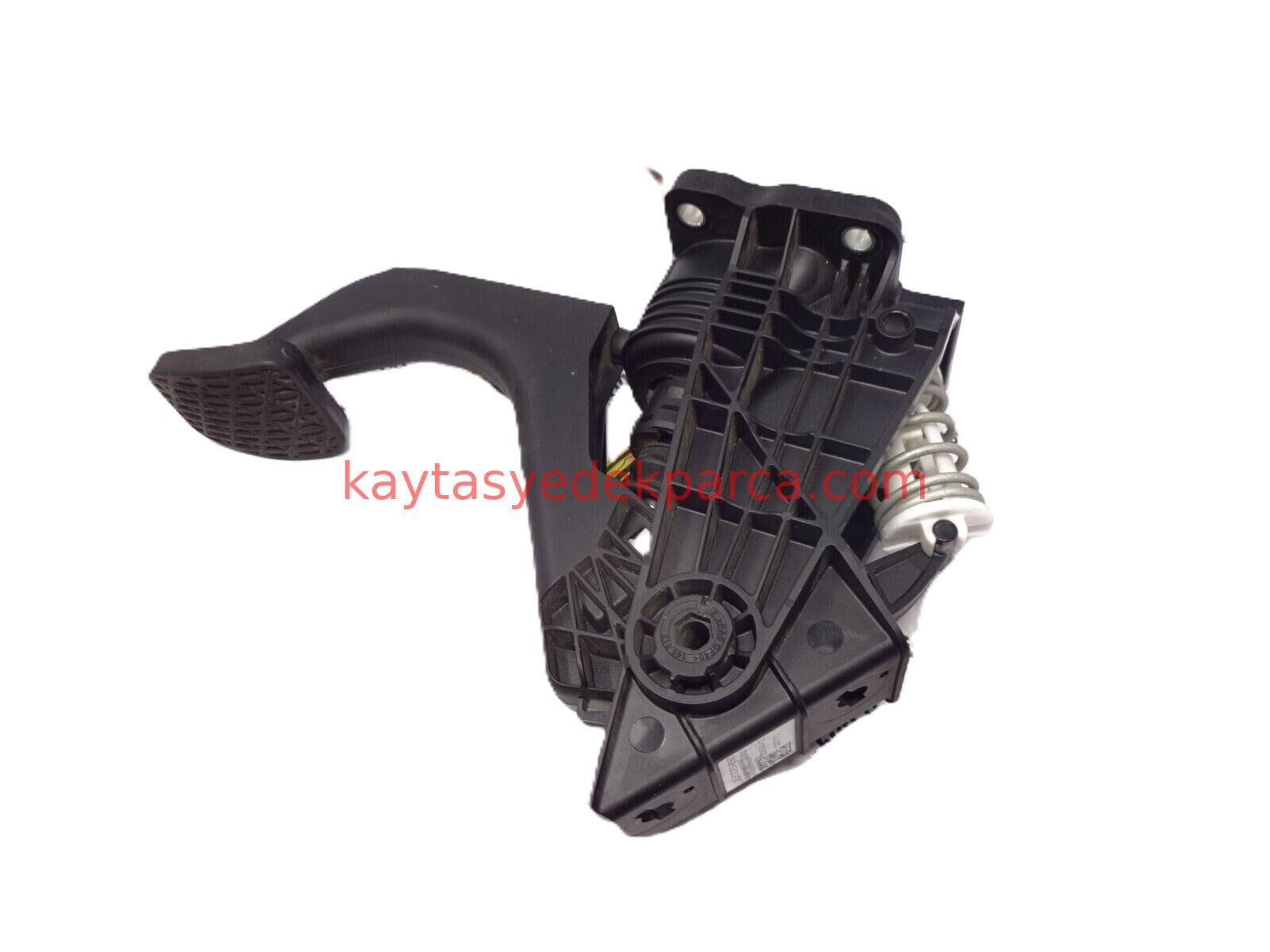 A4472901701-MER-DEBRİYAJ PEDALI ÜST MERKEZLİ