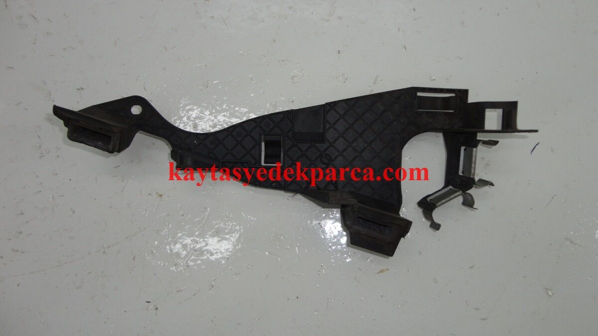 12527640246-7640246-BMW-TUTUCU AYAK