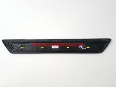 51478051037-8051037-BMW-EŞİK BAKALİTİ F30/R ÖN/M