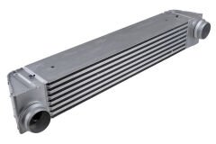 BSG-17517795823-TURBO RADYATÖRÜ  E60 520d/530d