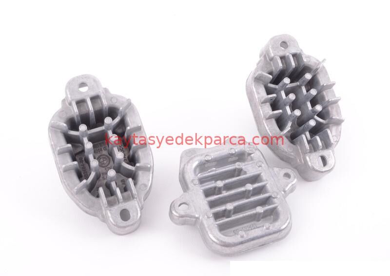 63117419615-7419615-BMW-LED TK SETİ F30 LCİ