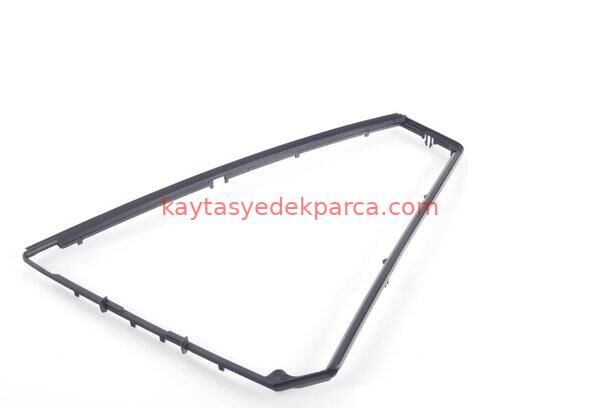 51352990325-2990325-BMW-KAPI DİREK KAPLAMASI ARKA SOL X1