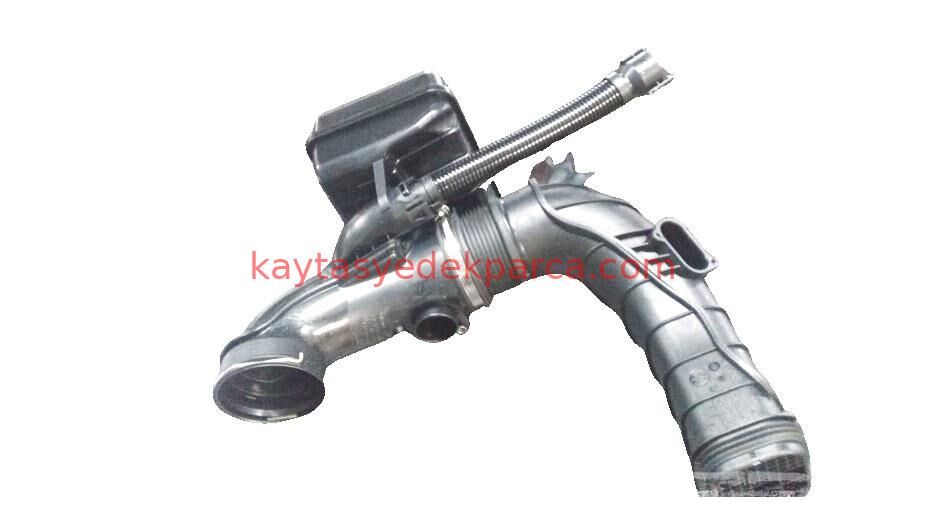 13718509816-8509816-BMW-TEMİZ HAVA BORUSU F10