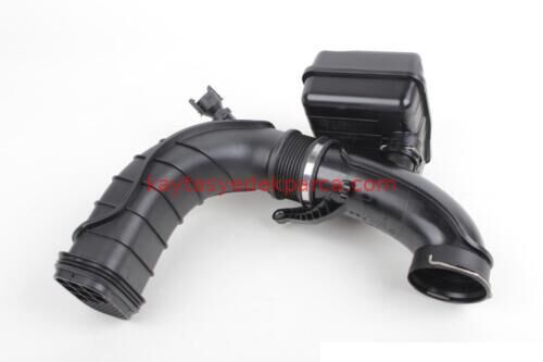 13718512014-8512014-BMW-HAVA FİLTRE BORUSU F10