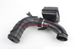 13718512014-8512014-OEM-FİLTRE BORUSU TURBOYA GİREN