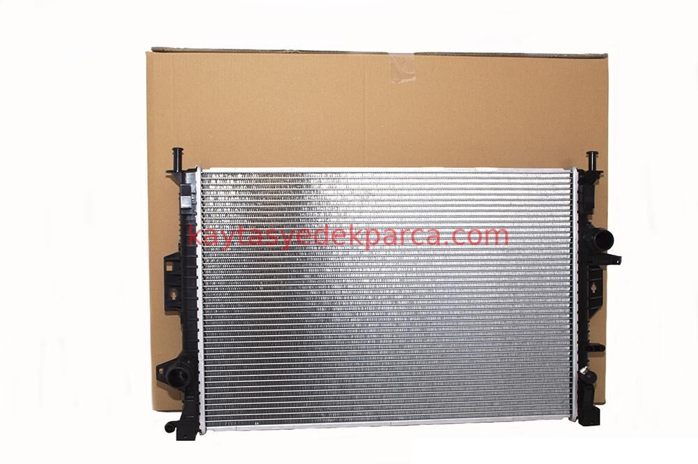 LR039530-KAL-SU RADYATÖRÜ 2.2TD4  EVOQ