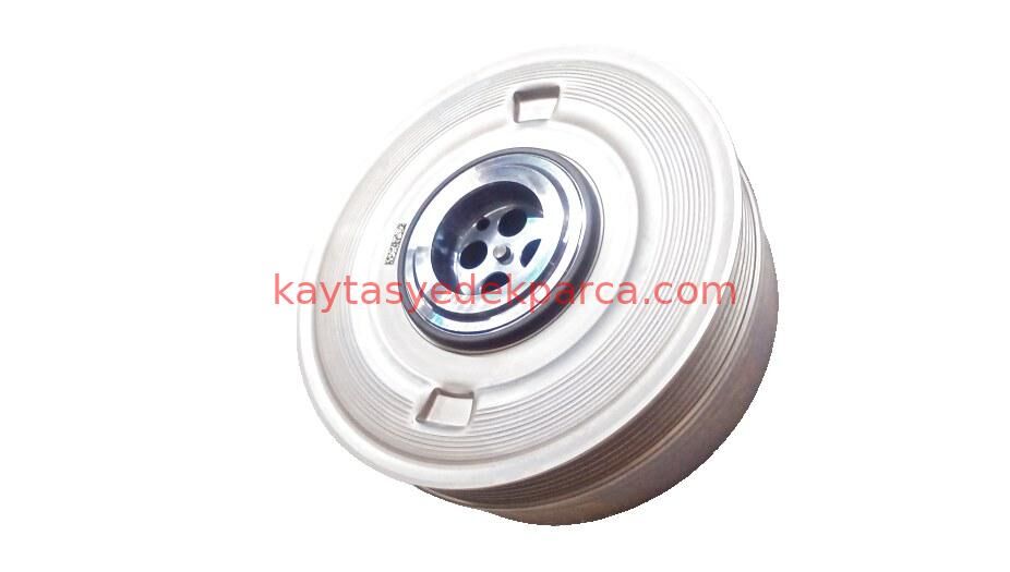 11238650996-8650996-BMW-KRANK KASNAĞI