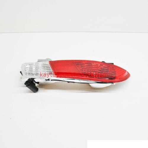 63217165815-7165815-BMW-63217165815- SİNYAL ARKA TAMPON E63 E64