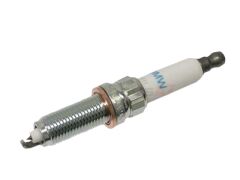 BMW-12120039664-BUJİ F10 520İ