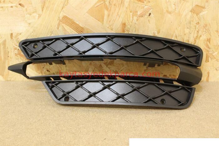 A2048851353-TYG-GÜNDÜZ FAR ÇERÇEVESİ SOL W204