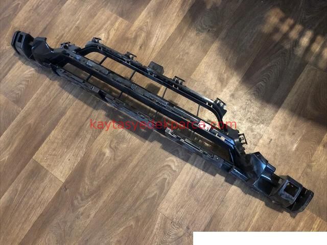 51117293870-7293870-BMW-TAMPON IZGARASI ORTA F22