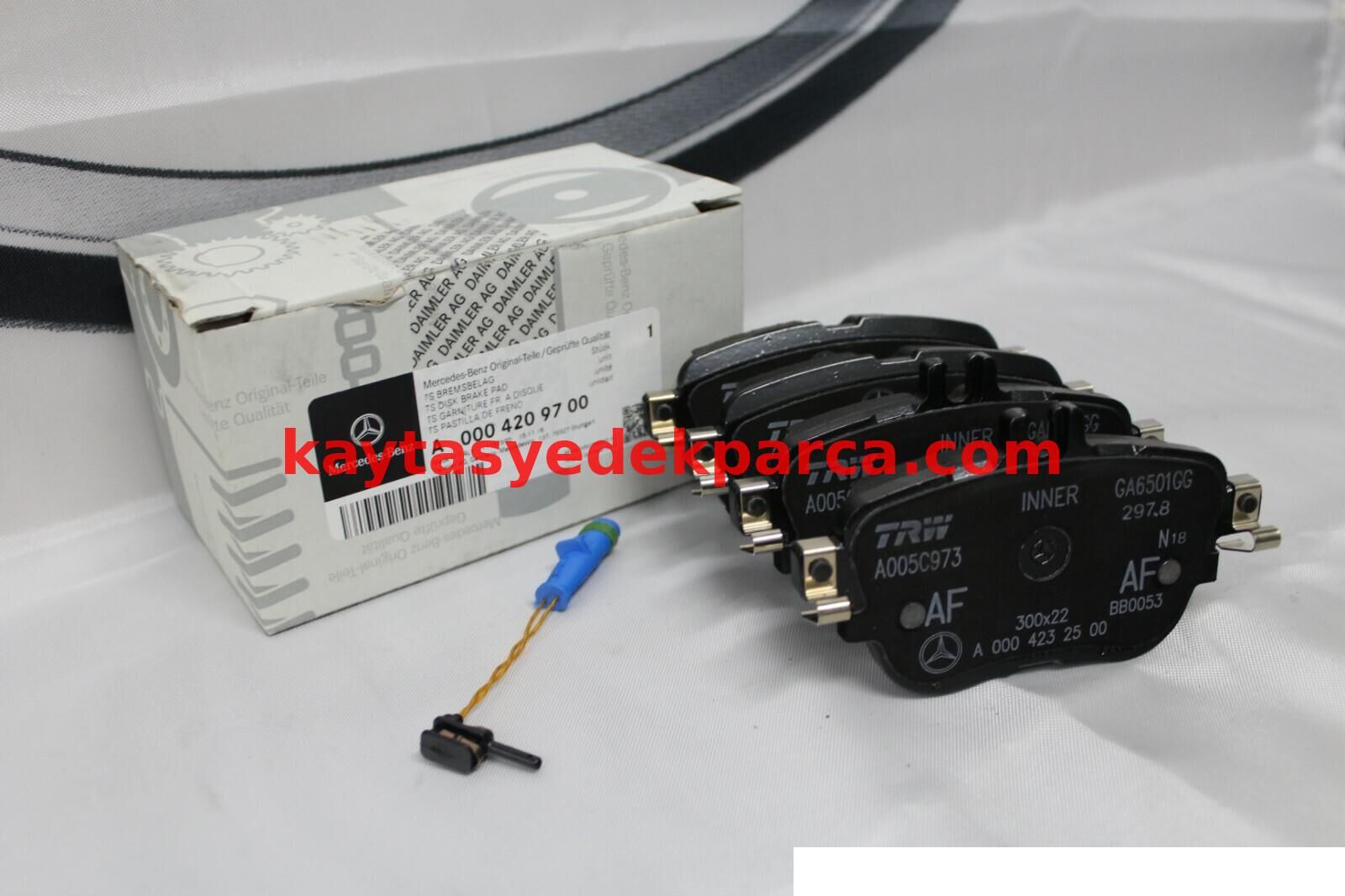 A0004209700-4209700-FEB-FREN BALATASI ARKA 213/238/257 E200 2016