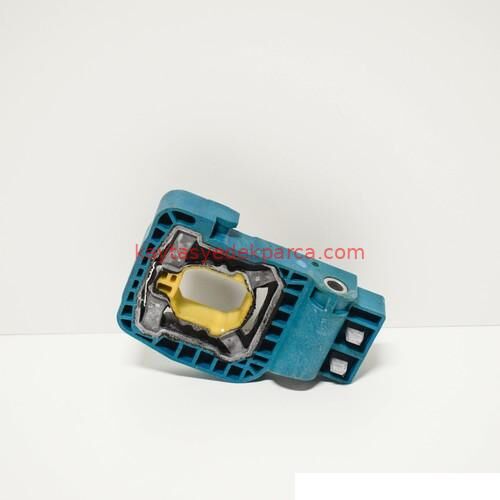 17118632141-8632141-BMW-ALT TUTUCU AYAK