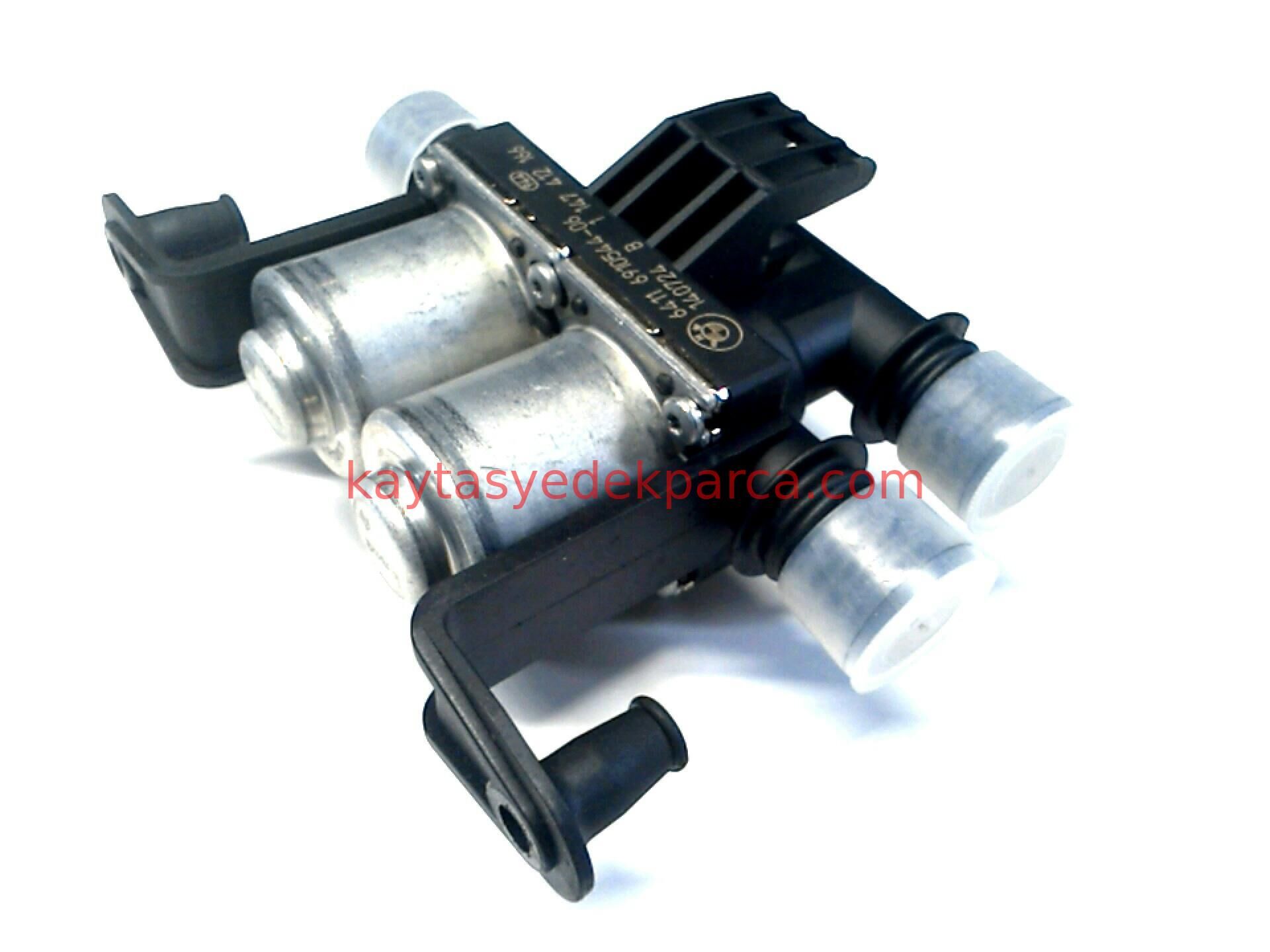 64116910544-6910544-BMW-KALORİFER MUSLUĞU E70