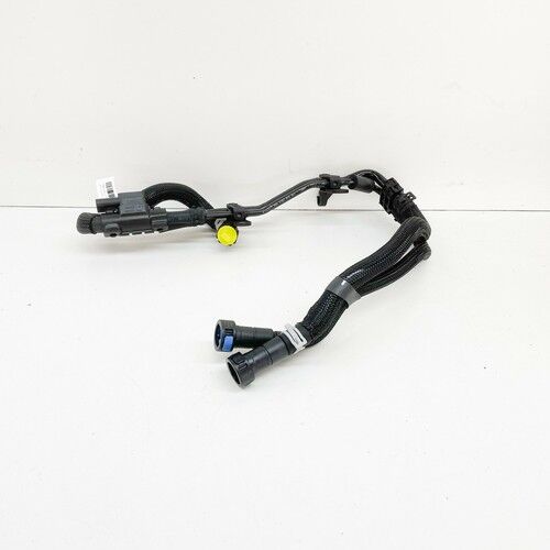 BMW-13538514451-YAKIT  HORTUMU E90LCI