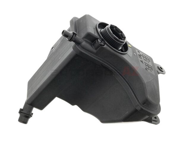 RADYATÖR SU DEPOSU E90