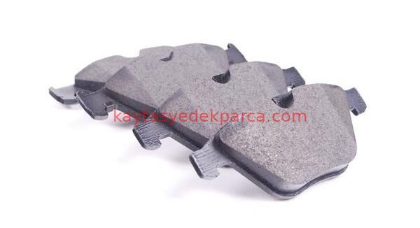 34116780711-6780711-AYD-FREN BALATASI E90/E92 ÖN E84