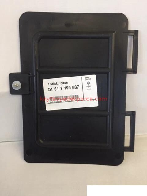 51617199687-7199687-BMW-KAPAK E46