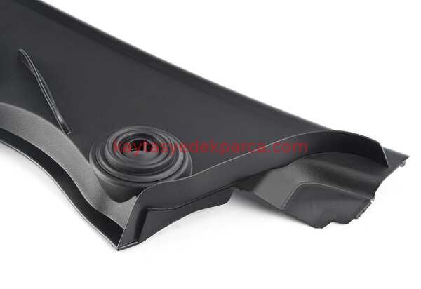 51717058220-7058220-BMW-CAM IZGARASI E87