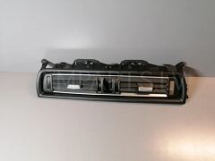 BMW-64229166891-KALORİFER IZGARASI F10 ÖN ORTA