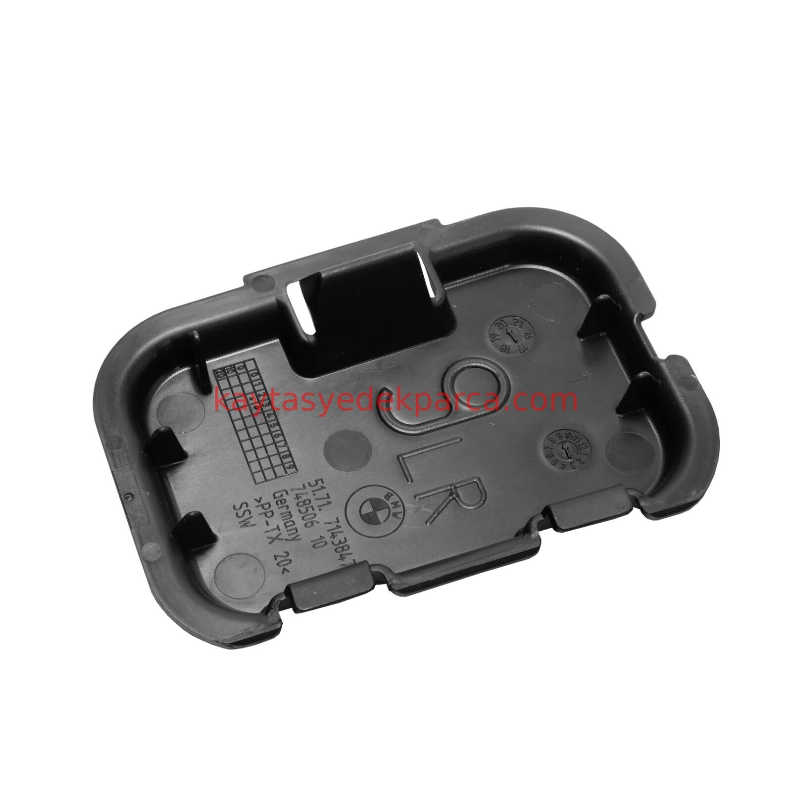 51717143847-7143847-BMW-KAPAK ÇAM.DAVLUMBAZI