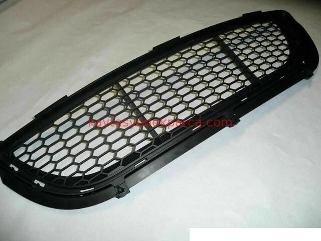 51118047365-8047365-BMW-TAMPON IZGARASI ÖN E90 LCİ M TEKNİK ORTA