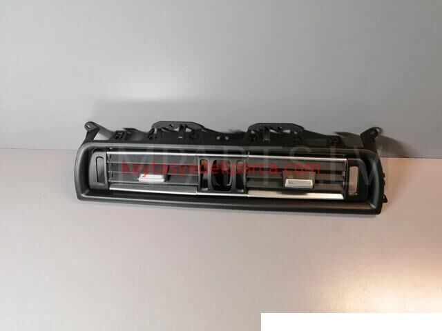 64229166891-9166891-BMW-KALORİFER IZGARASI F10 ÖN ORTA