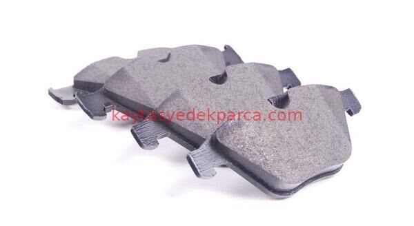 34116780711-6780711-JUR-FREN BALATASI E90/E92 ÖN E84