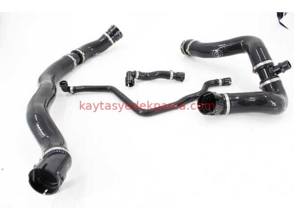 17128616548-8616548-BMW-ÜST HORTUM