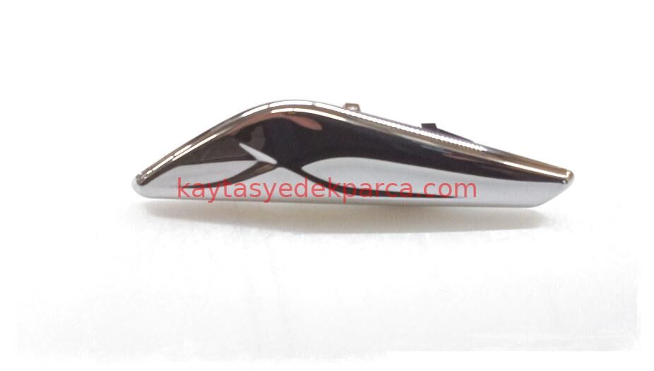 51117338570-7338570-B.W-ÇAMURLUK SİNYAL KAPAĞI F25-F26 SAĞ