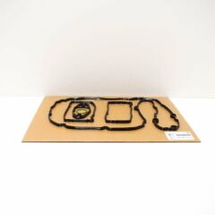 BMW-11127588418-ÜST KAPAK CONTASI