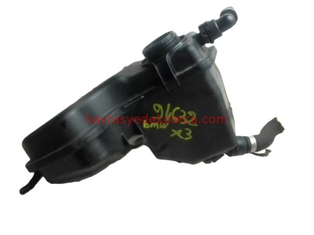 17137800292-7800292-BMW-RADYATÖR SU DEPOSU E60/E65 530d/730d