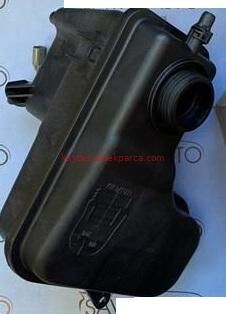 17137800292-7800292-B.W-RADYATÖR SU DEPOSU E60/E65 530d/730d