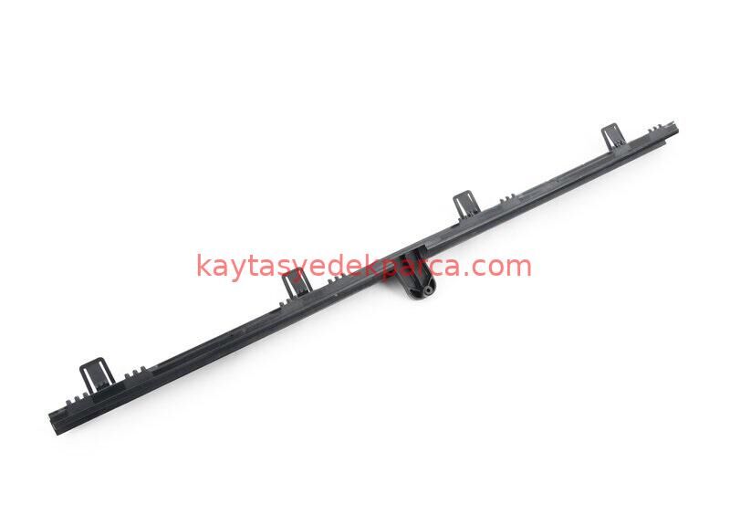 17218095296-8095296-BMW-ŞANZIMAN YAĞ RADYATÖR AYAĞI