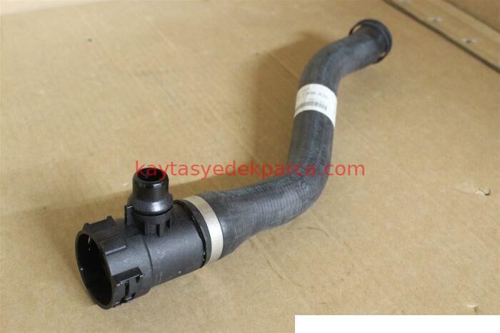 17127596832-7596832-UCP-RADYATÖR HORTUMU F20/30 ÜST N13