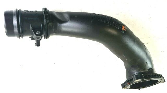 MER-A6510900242-TURBO BORUSU GAZ KELEBEĞİNDEKİ W906,